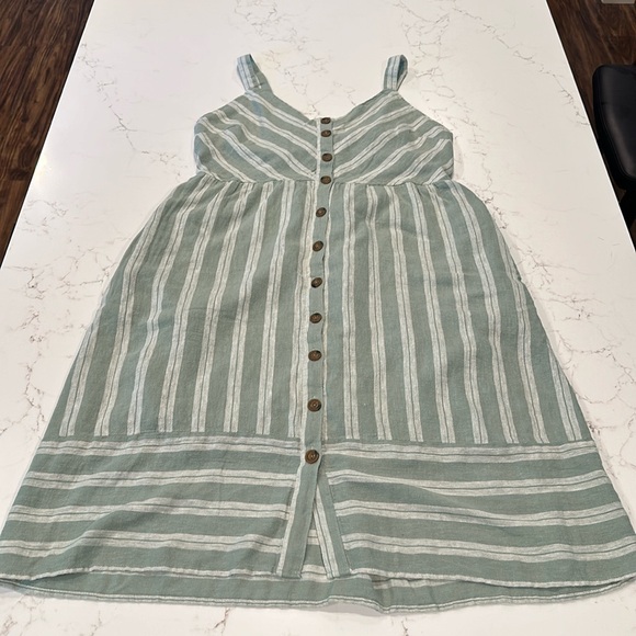 Universal Thread Dresses & Skirts - Universal Thread Dress